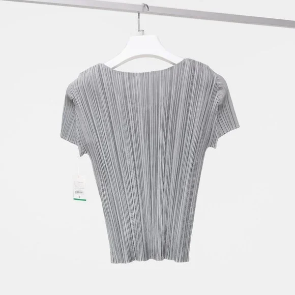 Issey Miyake Pleats Please Silver Grey Top - Picture 2 of 8